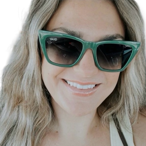 QUAY Call The Shots Sunglasses Monstera Green Frame Green Gradient Lens NWT main image 8